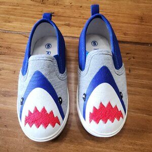 Rising Star - Toddler Boy Shark Slip-On Shoes Size 5